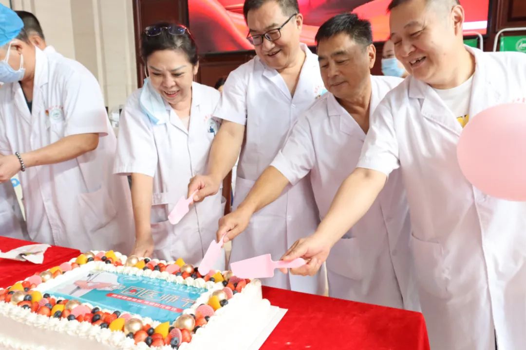 1692435322679101.jpg 640.jpg